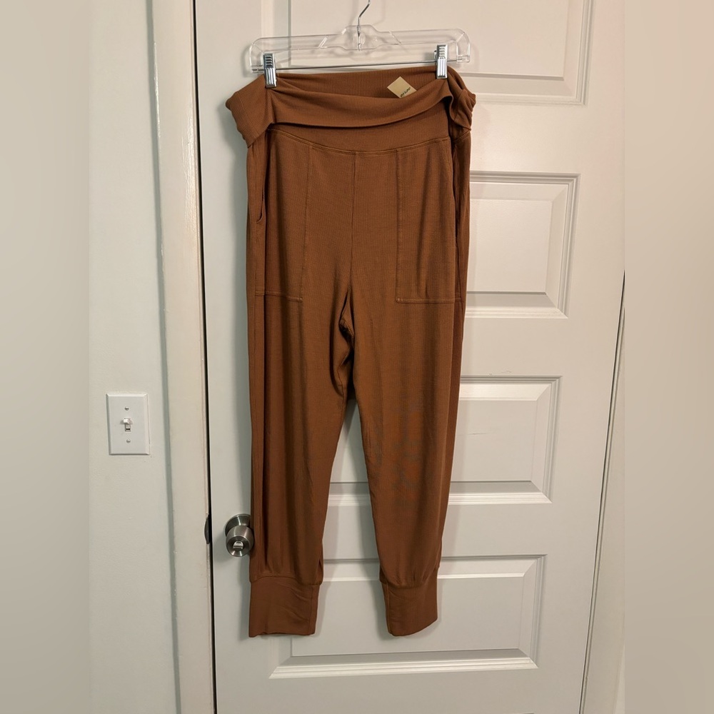 Aerie NWT fold over ribbed joggers size XL